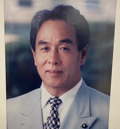 「没後２０年を偲ぶ会」で飾られた石井紘基氏の写真