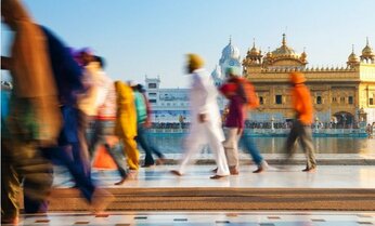 新NISAで人気のインド株投信・ETF 専門家が注目する「3銘柄」とテーマ型投信の「リスク」とは
