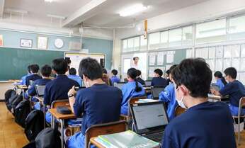 「管理教育はやめろ」と批判殺到の公立中学の授業を取材、生徒の声は? 脈拍データ把握の真意