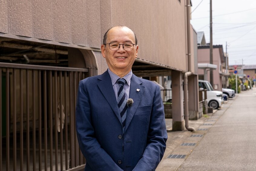 小学校への通学路で、立山連峰の剱岳をみて「あの山に登りたい」との思いが強まり、小学校2年生のころから登山サークルへ入り、大人に交じって登った(写真/山中蔵人)