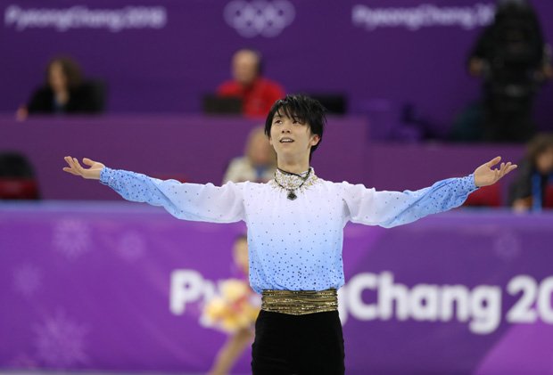 男子ＳＰの演技を終えた羽生結弦。この記事の詳細を含む羽生の激闘のすべてを追いかけた「ＡＥＲＡ増刊　羽生結弦」（定価９８０円）を２月２２日に発売します　（ｃ）朝日新聞社