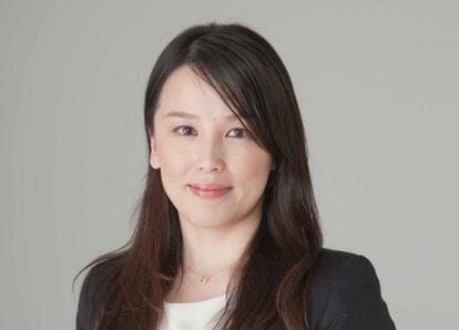 若林史江「スマホで速攻つみたてNISA」 買うべき投信は2本だけ