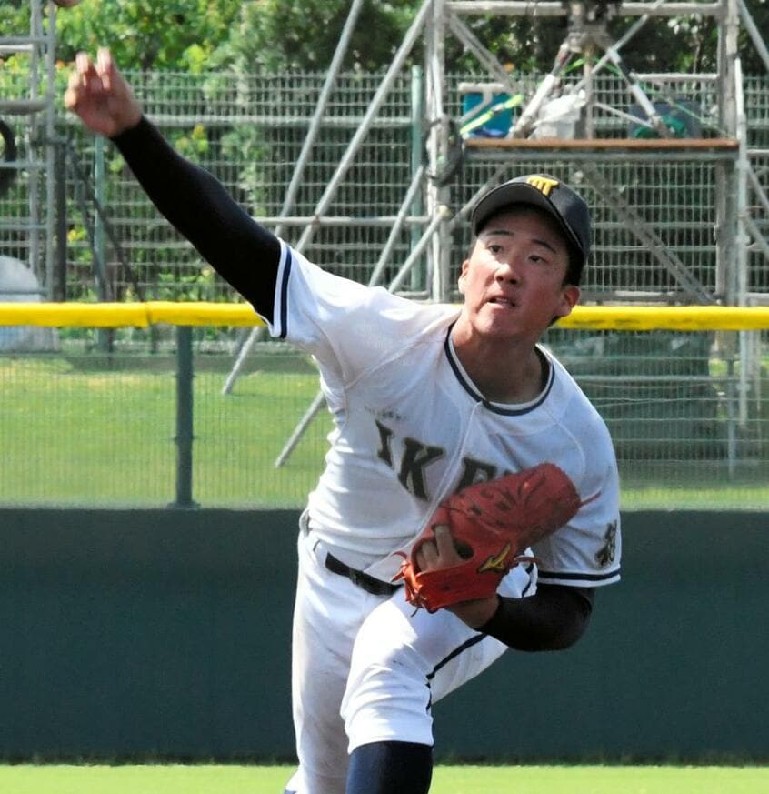 プロ入りも注目される池田高校のエース篠原颯斗 (c)朝日新聞社