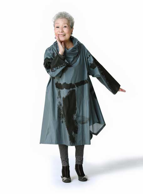 中村メイコ（なかむら・めいこ）／１９３４年、東京府（現・東京都）生まれ。３歳から映画に多数出演。５９年から３年連続でNHK紅白歌合戦の紅組の司会を務める。日本を代表する喜劇女優（撮影／倉田貴志）