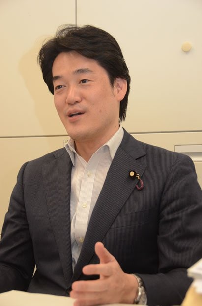 民進党の小西洋之参院議員　（ｃ）朝日新聞社