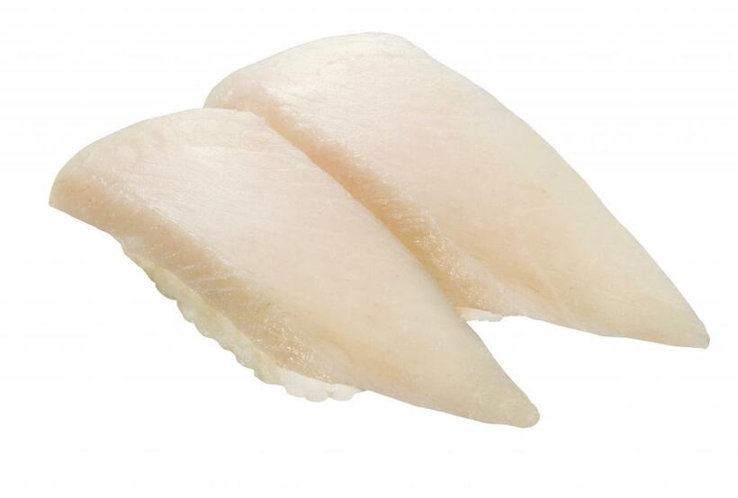 白マグロとも呼ばれる、天然オキサワラのお寿司
