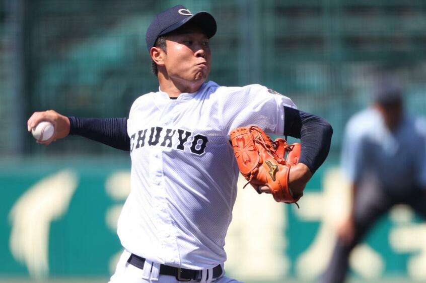 12日の交流試合で完投した中京大中京の高橋宏斗=撮影・松永卓也(写真部)