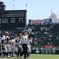 酷暑で空席も目立つ夏の甲子園、内外野観客席の屋根と冷房はやはり必須か? 解決モデルは米アリゾナMLB球場にあり