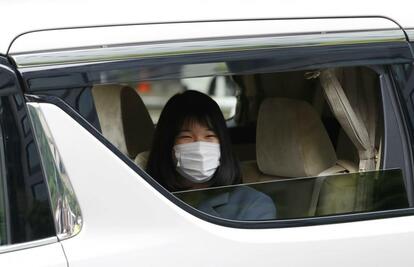2021年5月6日【19歳】皇居に入る愛子さま。長く可愛がっていた愛馬「豊歓（とよよし）号」に別れを告げるための皇居訪問。髪形をボブに