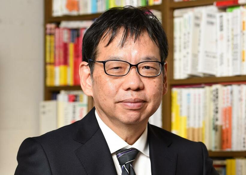 奥 真也（おく・しんや）医師。医療未来学者。医療未来学、放射線医学、核医学、医療情報学が専門。埼玉医科大学総合医療センター客員教授（写真／掛 祥葉子）