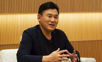 楽天・三木谷浩史「父のがん治療には間に合わなかったが」 光免疫療法に懸ける思い