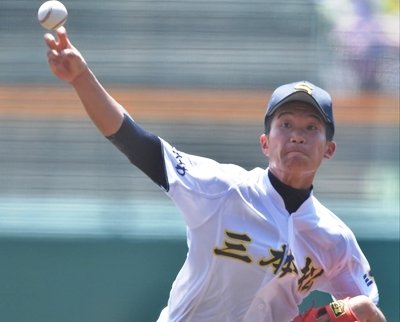 公立の星!三本松(香川)佐藤圭悟(撮影・東川哲也)