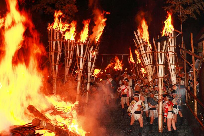 １０月の鞍馬の火祭　（撮影／星野佑佳）