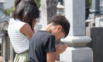 「きょうだい」は家族ではない? 死生学者が指摘する「家族」概念の変化と介護負担