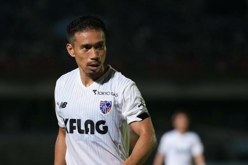 FC東京の長友佑都（ｃ）朝日新聞社