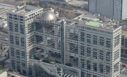 政治部は圧倒的に男性記者が多く、政治家も男性ばかり　だからハラスメントが蔓延する
