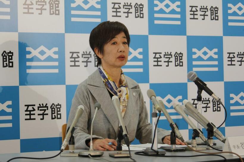吉田は、至学館大学の谷岡学長から頼まれたら断れないというが……　（ｃ）朝日新聞社