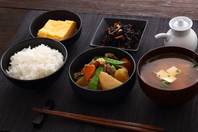 2013（平成25）年にユネスコ無形文化遺産に認定された「和食；日本人の伝統的な食文化」