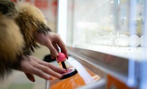 補導対象となる子どもがほとんどいない時代 「補導員制度」が存続し続けるのはなぜか