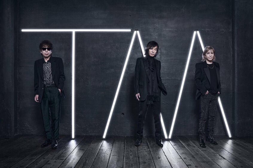 来年のデビュー40周年を前に、約9年ぶりのオリジナルアルバム「DEVOTION」のリリースや全国ツアー等、精力的に活動中。右から小室哲哉、宇都宮隆、木根尚登