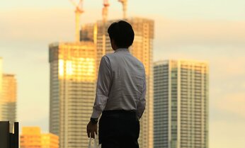 “駐夫”になった政治部記者 男性優位社会が今も続く令和・ニッポンの実態を紐解く
