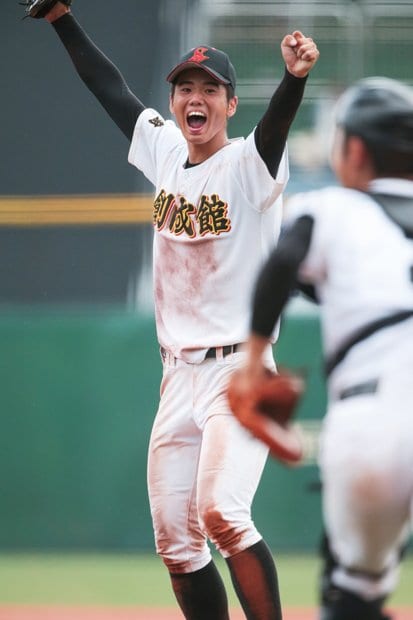 川原 陸 投手・3年、創成館/長崎大会優勝 3年ぶり2回目、185センチの長身から最速141キロの直球を投げ下ろす大器。長崎大会決勝は古豪海星と対戦、完投勝利を挙げた。昨秋の明治神宮大会で大阪桐蔭を破り、今春の選抜も8強入り。優勝候補の一角に挙げられる