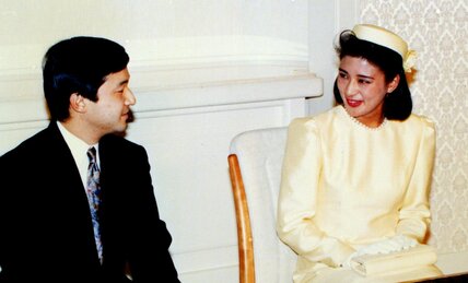 ご結婚32年　雅子さま「レモン色のお帽子」の秘密　婚約会見を担当美容師が「ハラハラと祈る思い」で見つめた理由とは
