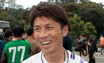 箱根駅伝で惜しくも三冠達成に“失敗”した学校は? まさかの“シード落ち”、伝説的な追い上げも