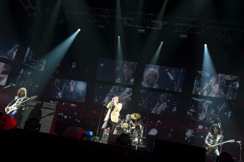 ２０１６年５月、１６年ぶりとなるアリーナツアー「ＴＨＥ　ＹＥＬＬＯＷ　ＭＯＮＫＥＹ　ＳＵＰＥＲ　ＪＡＰＡＮ　ＴＯＵＲ　２０１６」の初日は国立代々木競技場で行われた（撮影／Ｍｉｋｉｏ　Ａｒｉｇａ）