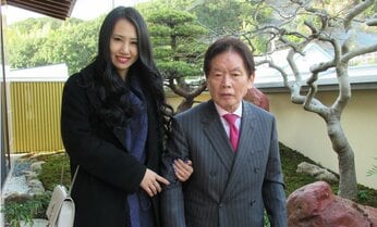 紀州の「ドン・ファン」元妻が詐欺事件公判で持論展開 「男の人は性欲がからむとバカになる」「カネを払わせる自信はあった」