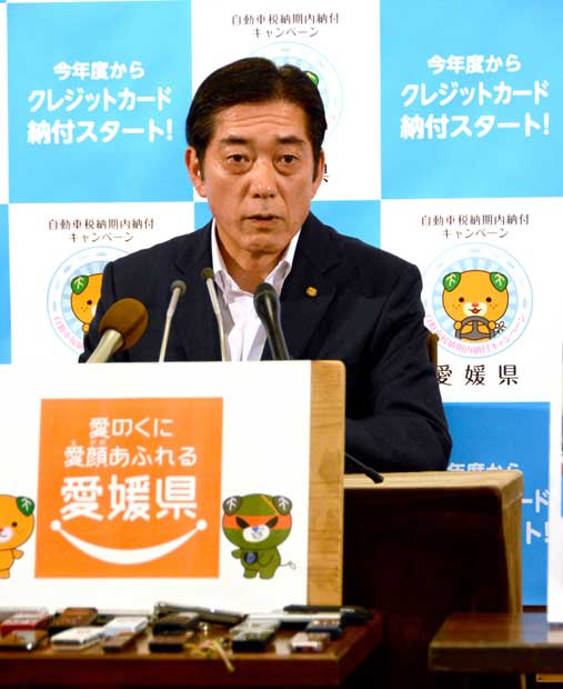 中村時広・愛媛県知事の定例記者会見。「嘘というものは発言した人にとどまることなく、第三者、他人を巻き込んでいく」と話した　（ｃ）朝日新聞社