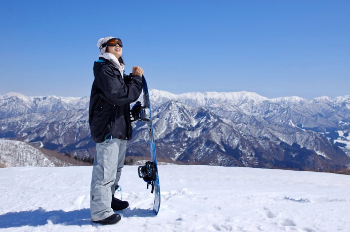 日本全国500以上あるスキー場の中から厳選した４つは……