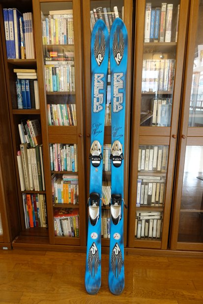 父が99歳で達成したモンブラン大滑走のときに使ったスキー板