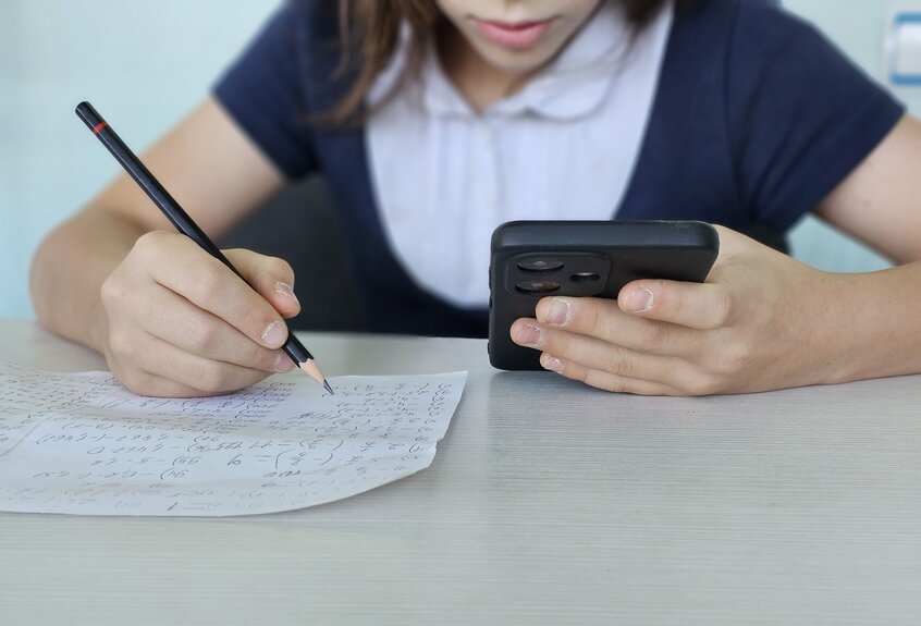 カンニングの防止にはまず子どもの心に寄り添うことが大切だ。画像はイメージ(GettyImages)