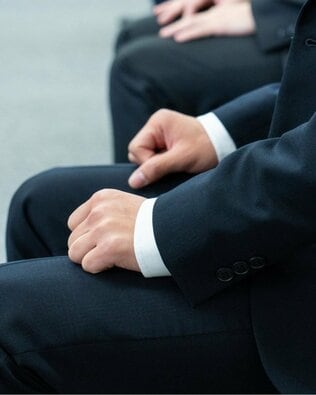 大学生の就職企業人気ランキング、1位は？　文系「良品計画」、理系「デンソー」大幅順位アップのワケ