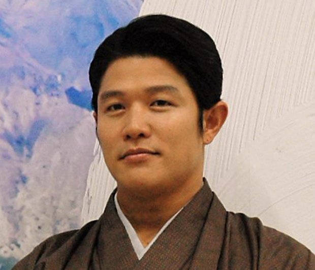 鈴木亮平　（ｃ）朝日新聞社