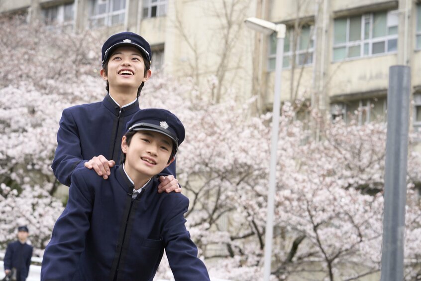 映画「国宝」で吉沢亮と横浜流星それぞれの子ども時代を演じた黒川想矢、越山敬達 ©吉田修一/朝日新聞出版 ©2025映画「国宝」製作委員会