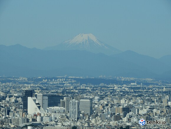 ６月最初の土曜日　都心から富士山見えた