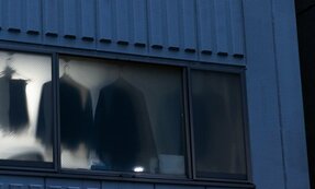 「就職氷河期世代」国立大学院卒・手取り月11万円、副業はパン工場 40代男性「身体も心も限界です」非正規公務員の現実