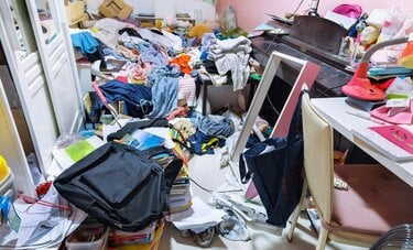 ゴミ屋敷は男性、モノ屋敷は女性が多いのはなぜか　決して「だらしない」や「怠けている」からではない