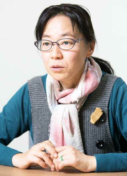 漫画家 こうの史代さん(49)/1968年広島市生まれ。95年『街角花だより』でデビュー。2004年発表の『夕凪の街 桜の国』は07年に映画化。他に『日の鳥』など著書多数(撮影/片山菜緒子)