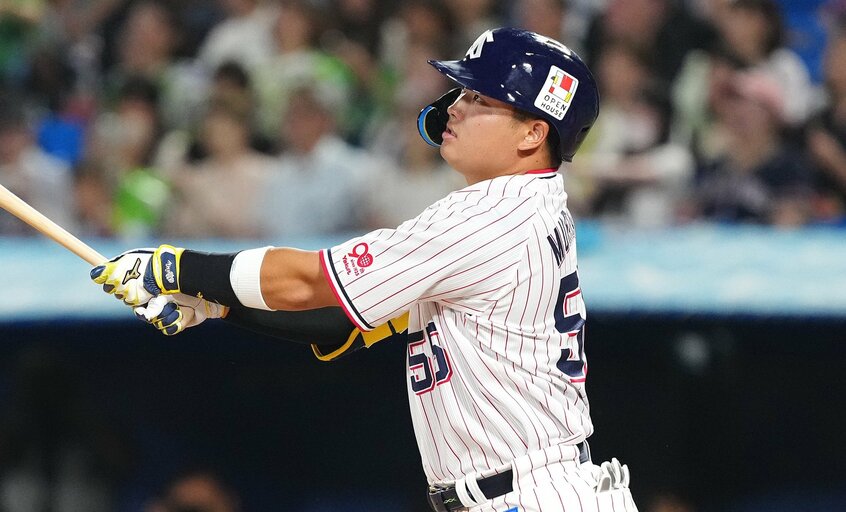 8月3日の阪神戦で2点本塁打を放ったヤクルト・村上(日刊スポーツ)