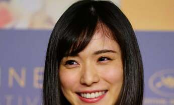 「最高の教師」主演の松岡茉優 SNSでの“地味”の声を乗り越えて代表作となるか