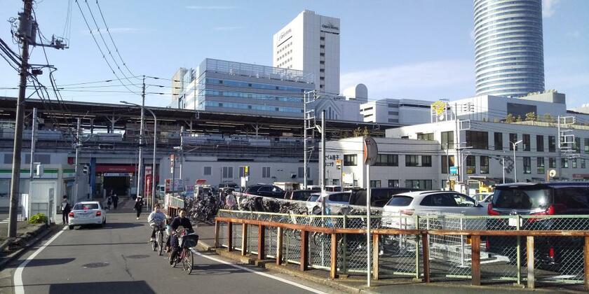 開発の遅れが指摘されてきた新横浜駅「篠原口」