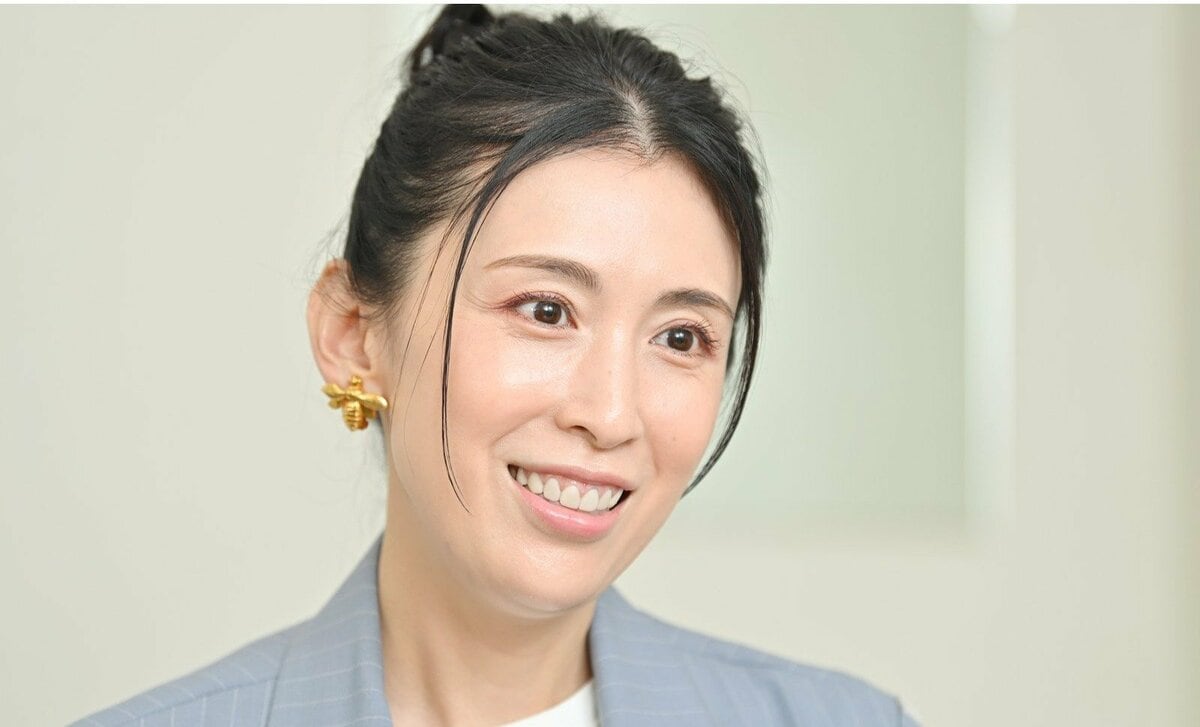 雛形あきこが語る娘との関係 再婚した夫の“独特な一面”も受け入れて「彼女が大人だったんだと思う」 | AERA dot. (アエラドット)