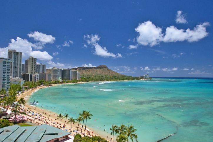 常夏のハワイで日陰にいた理由とは？　※写真はイメージです（Ｇｅｔｔｙ Ｉｍａｇｅｓ）