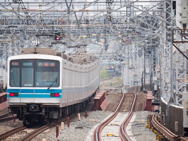 混雑率1位となった東京メトロ・東西線。人口増加著しい城東エリアを走り抜ける