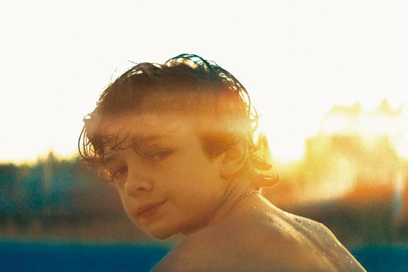 「ハニーボーイ」／１２歳の子役スター時代をノア・ジュプが、２２歳の彼をルーカス・ヘッジズが演じる。８月７日から順次公開　（ｃ）２０１９ ＨＯＮＥＹ ＢＯＹ, ＬＬＣ.  Ａｌｌ Ｒｉｇｈｔｓ Ｒｅｓｅｒｖｅｄ.