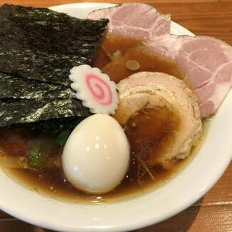 なぜこの立地で? 住宅街に「ポツンと一軒のラーメン屋」が大人気店に成長したワケ