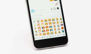 注射器、人物の顔…いまや世界“共通言語”となった日本発「emoji」の際立つ進化